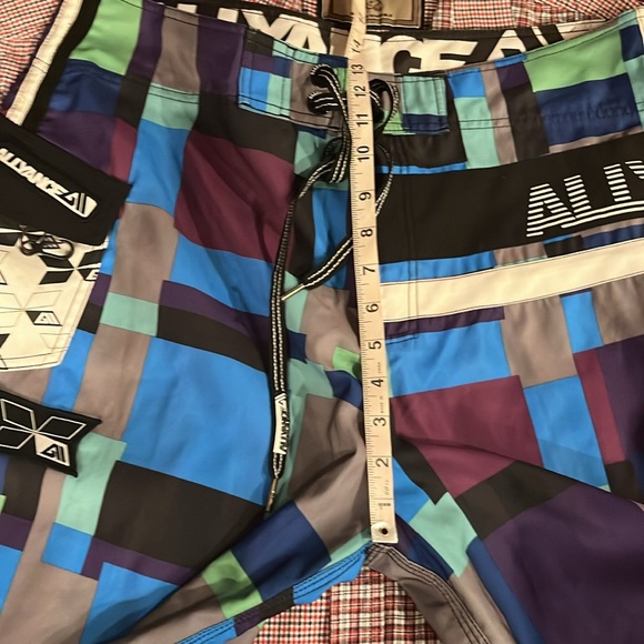 Allyance SWIM TRUNKS LONG board shorts colorful madrascope men’s SZ 36 geometric - Picture 7 of 12